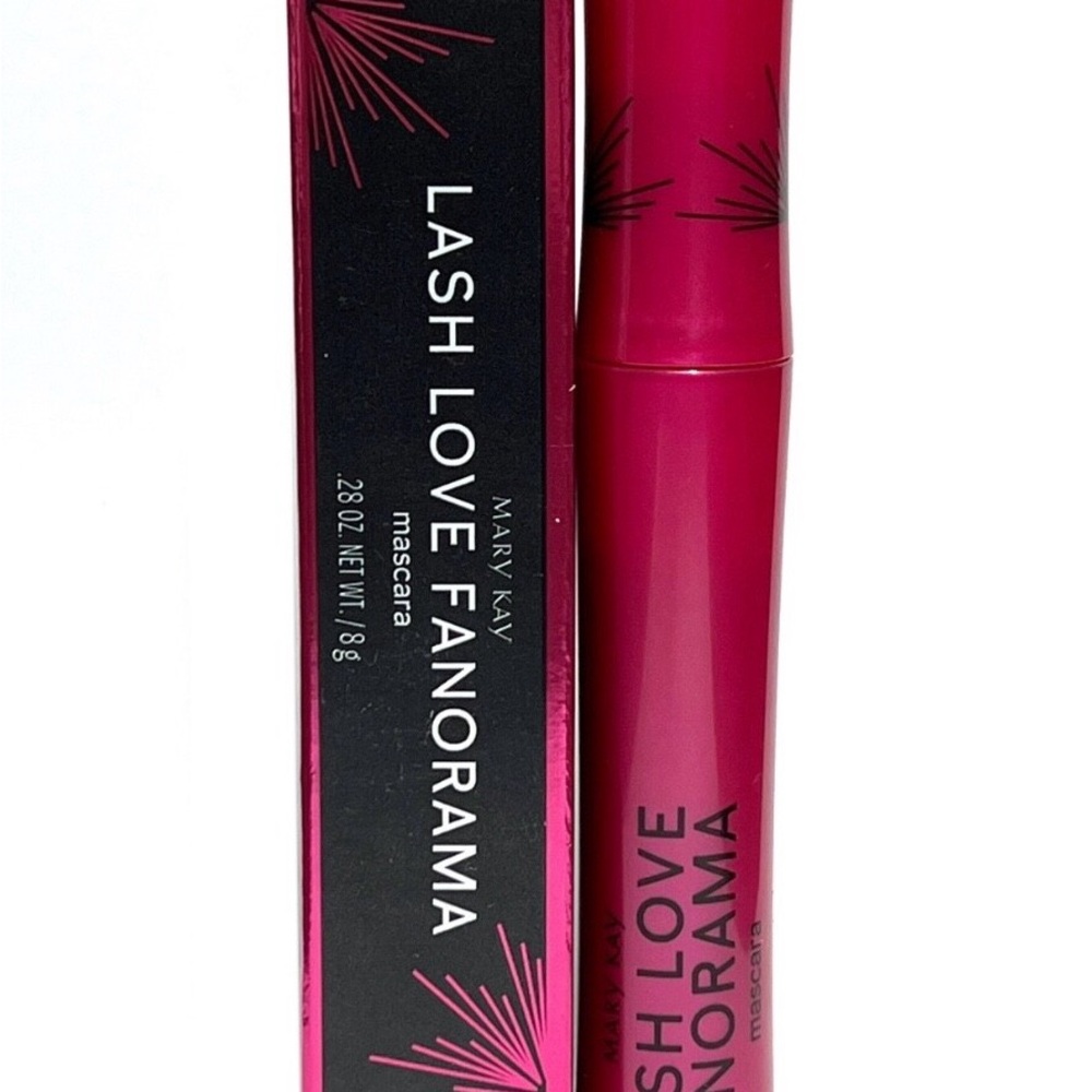 Mary Kay Lash Love Fanorama Mascara - Black New in Box - Picture 5 of 5